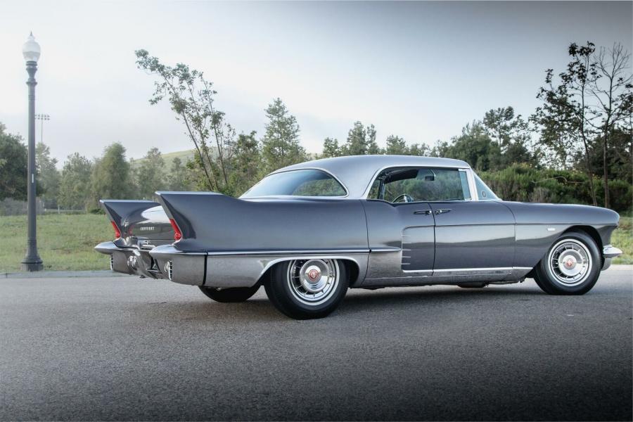  Cadillac Eldorado Brougham 1958 года  (фото 3 из 49)